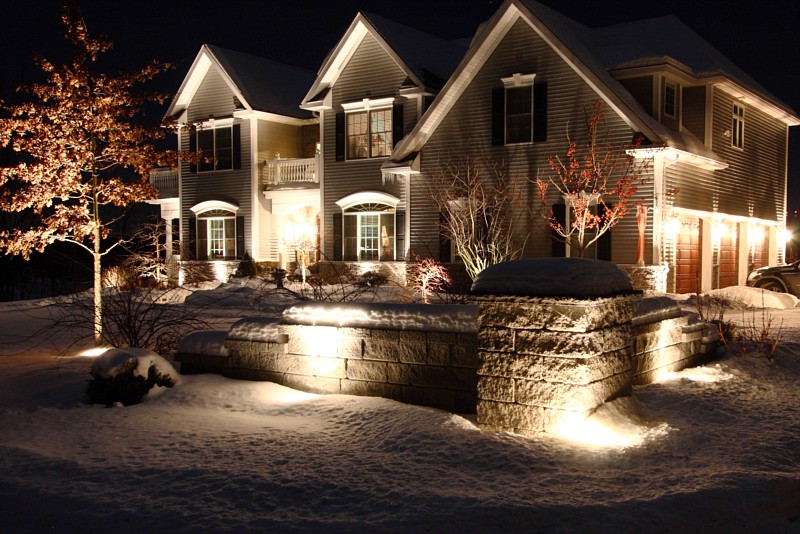When Is The Best Time Of Year To Install Outdoor Lighting